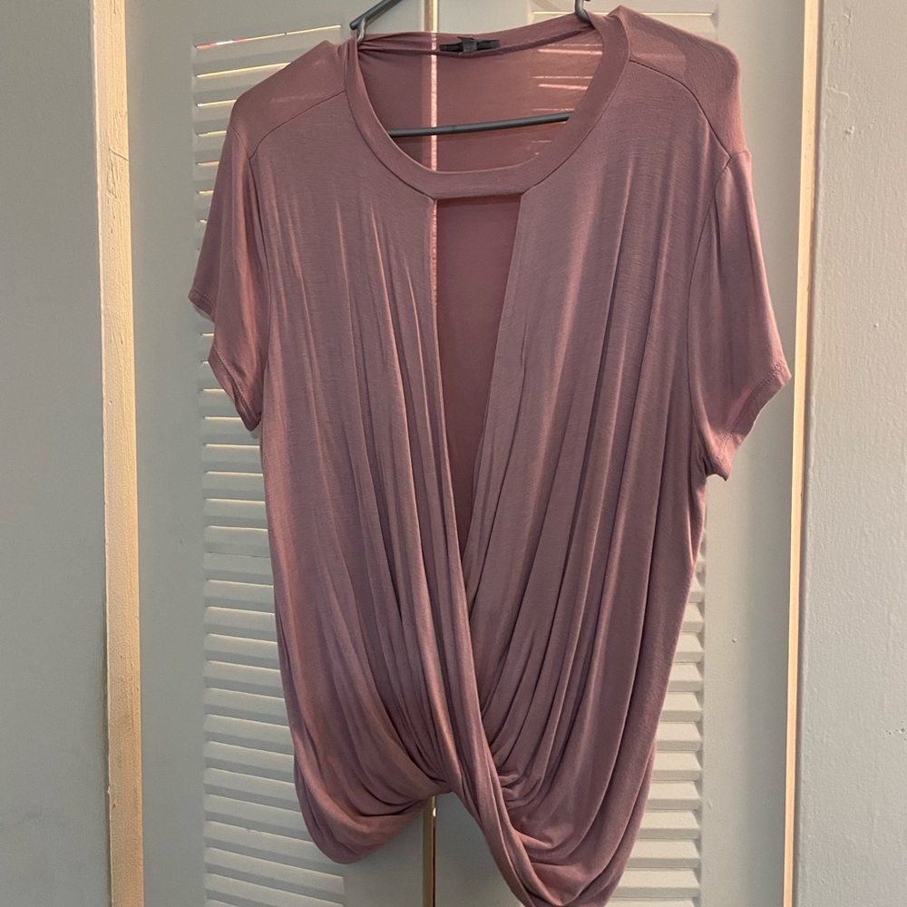 Mauve Top with Front Opening Size L